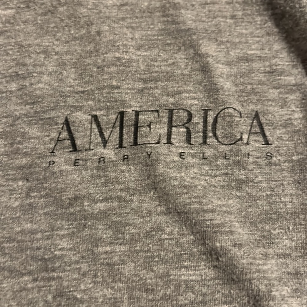 Perry Ellis Shirt - Picture 2 of 4